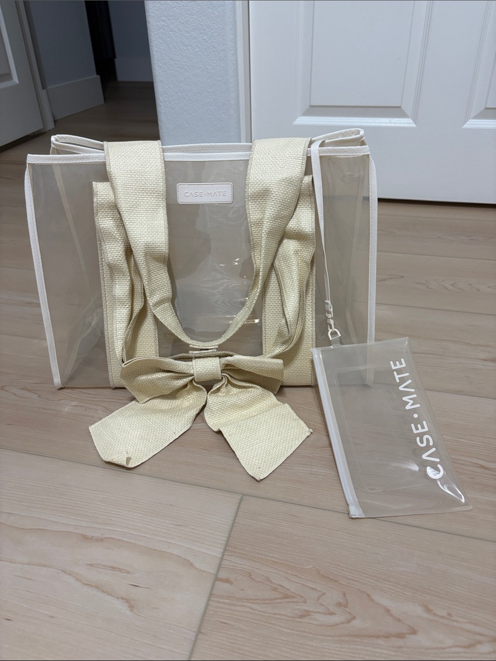 Case-Mate Jelly Tote - Ecru Raffia - Picture 2 of 3